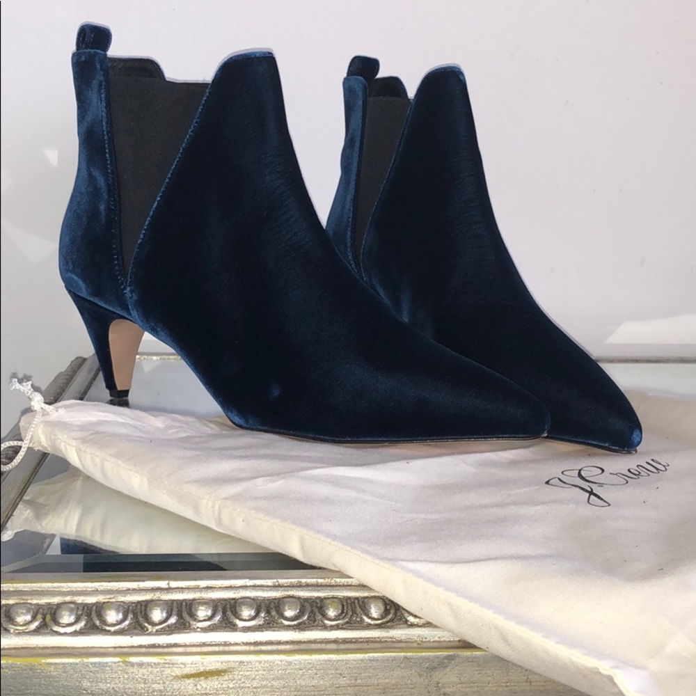 💥J.Crew Blue Suede Booties